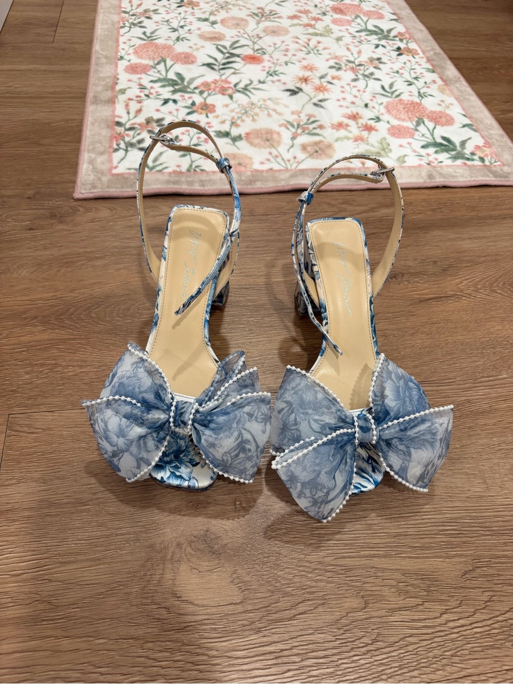 Betsey Johnson Blue Floral Bow Slingback Heels